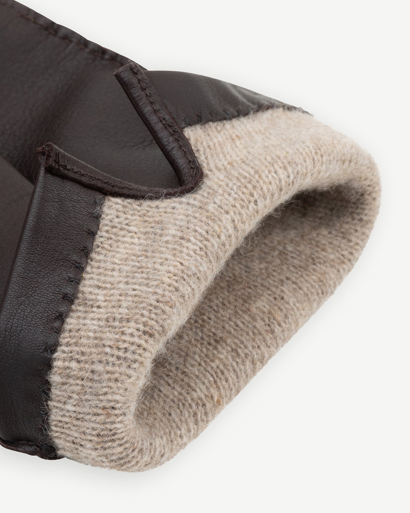 Brown deerskin gloves lined with wool