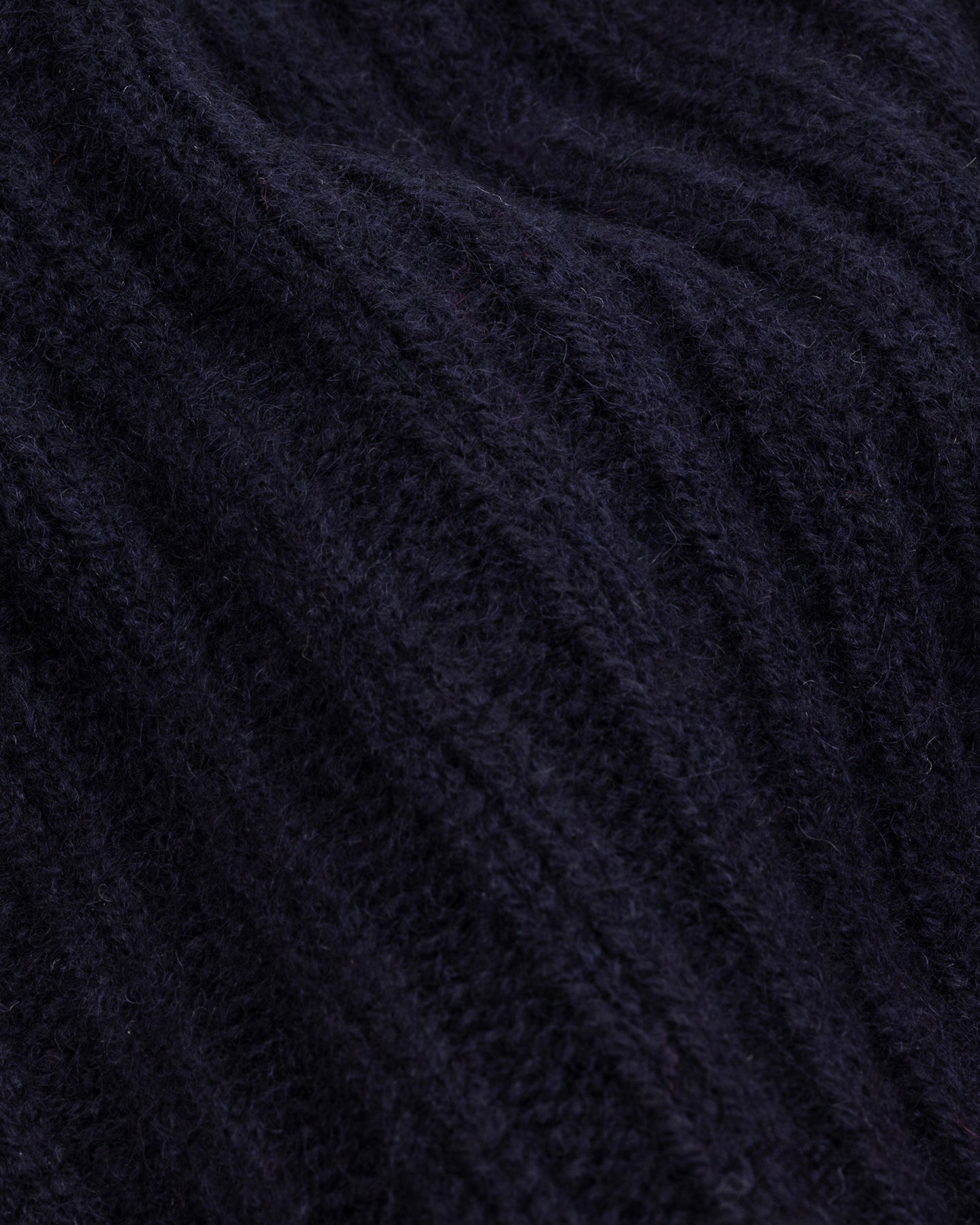 Navy Lambswool Ribbed Beanie