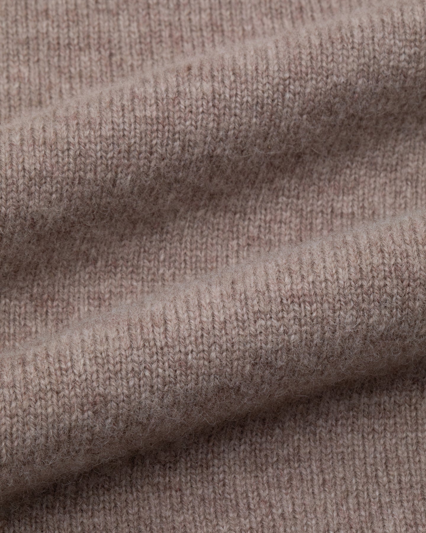 2-ply Geelong lambswool in light brown