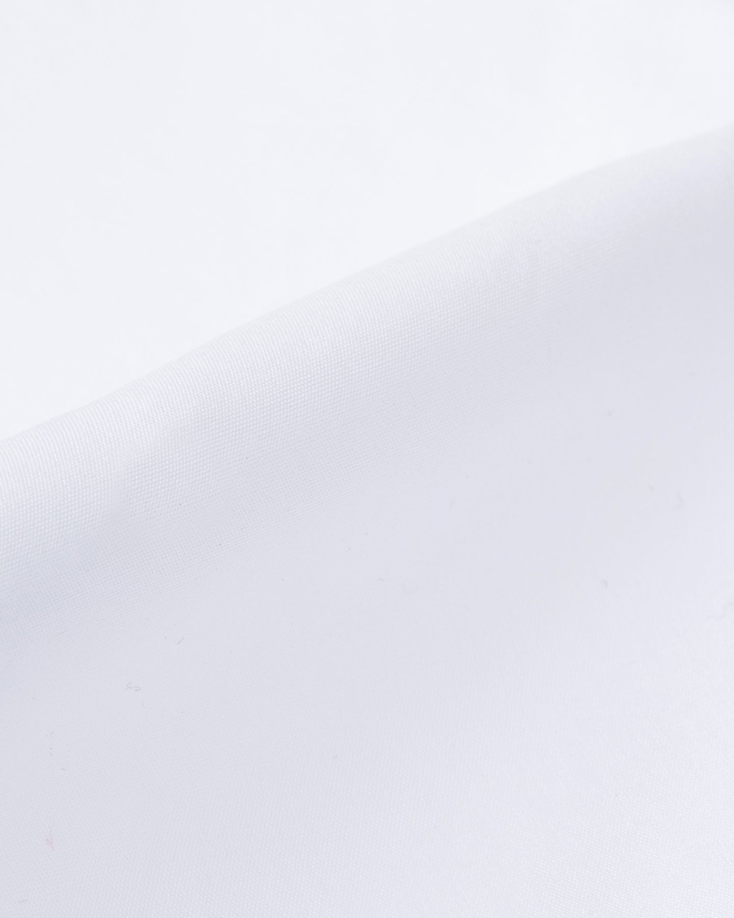 White poplin shirt fabric