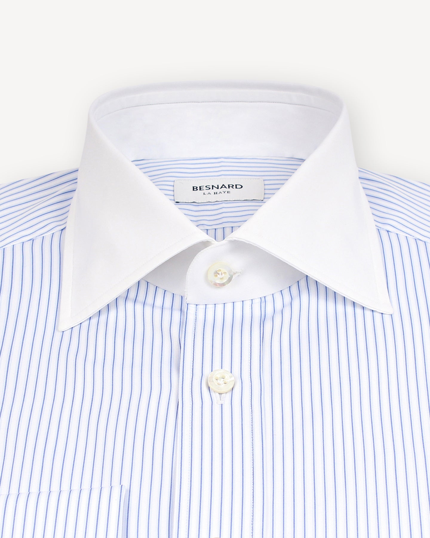 Blue striped poplin spread collar shirt with white contrast collar